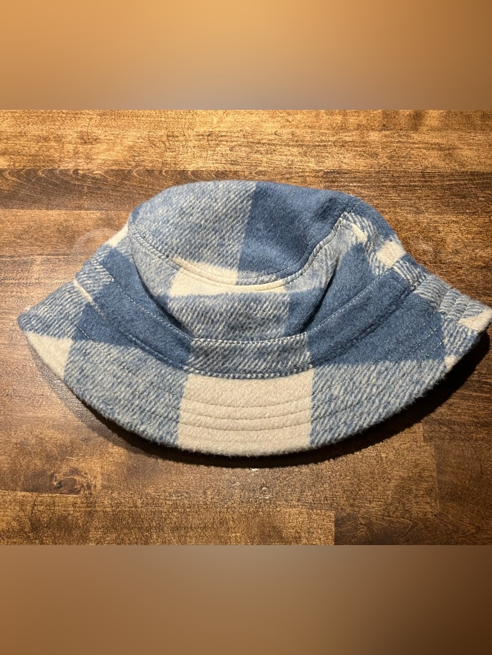 American Eagle Outfitters Blue and Cream Plaid Bucket Hat